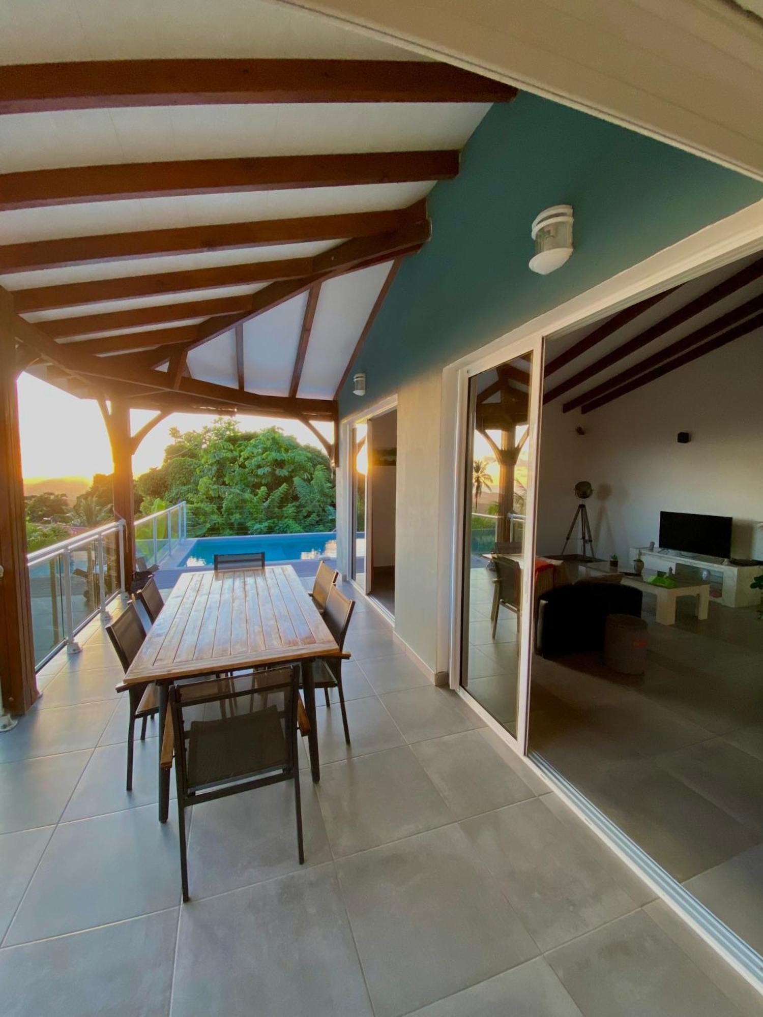 Les Villas Pameyaque 2 F2 Avec 1 Piscine Et 1 F3 Avec 1 Piscine, Superbe Vue Sur La Mer Riviere-Salee Екстер'єр фото