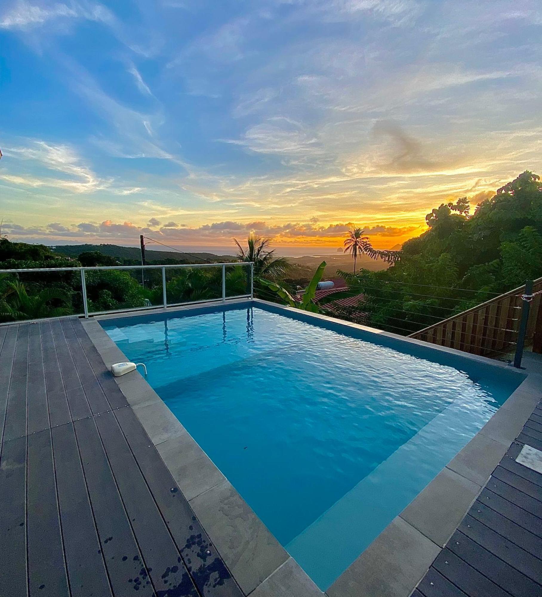 Les Villas Pameyaque 2 F2 Avec 1 Piscine Et 1 F3 Avec 1 Piscine, Superbe Vue Sur La Mer Riviere-Salee Екстер'єр фото